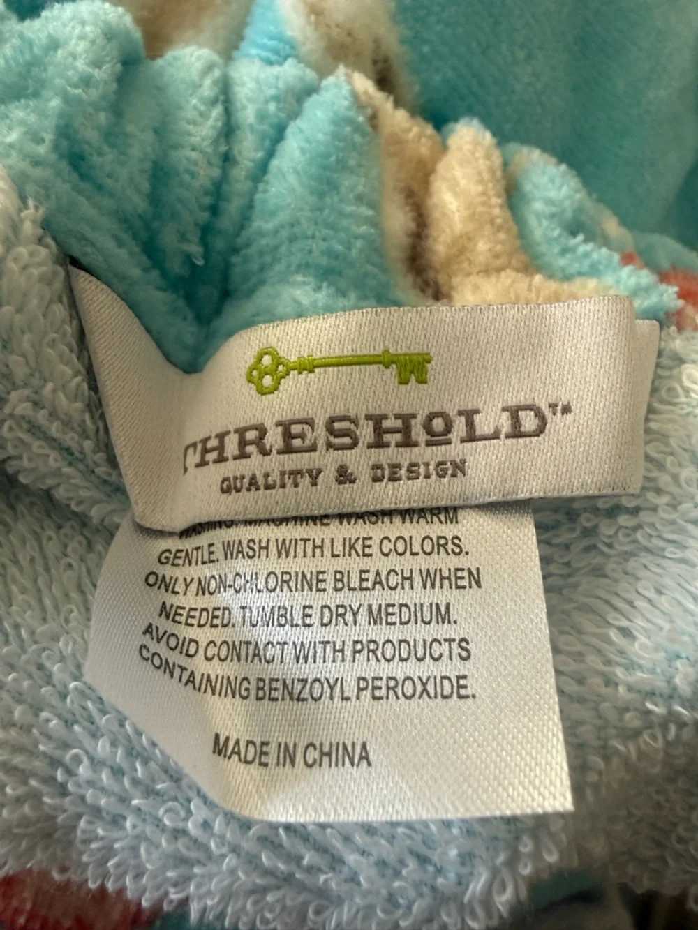 Threshold Bath Shower Wrap Tropical Print Plush Absorbent 100% Cotton OS Terry